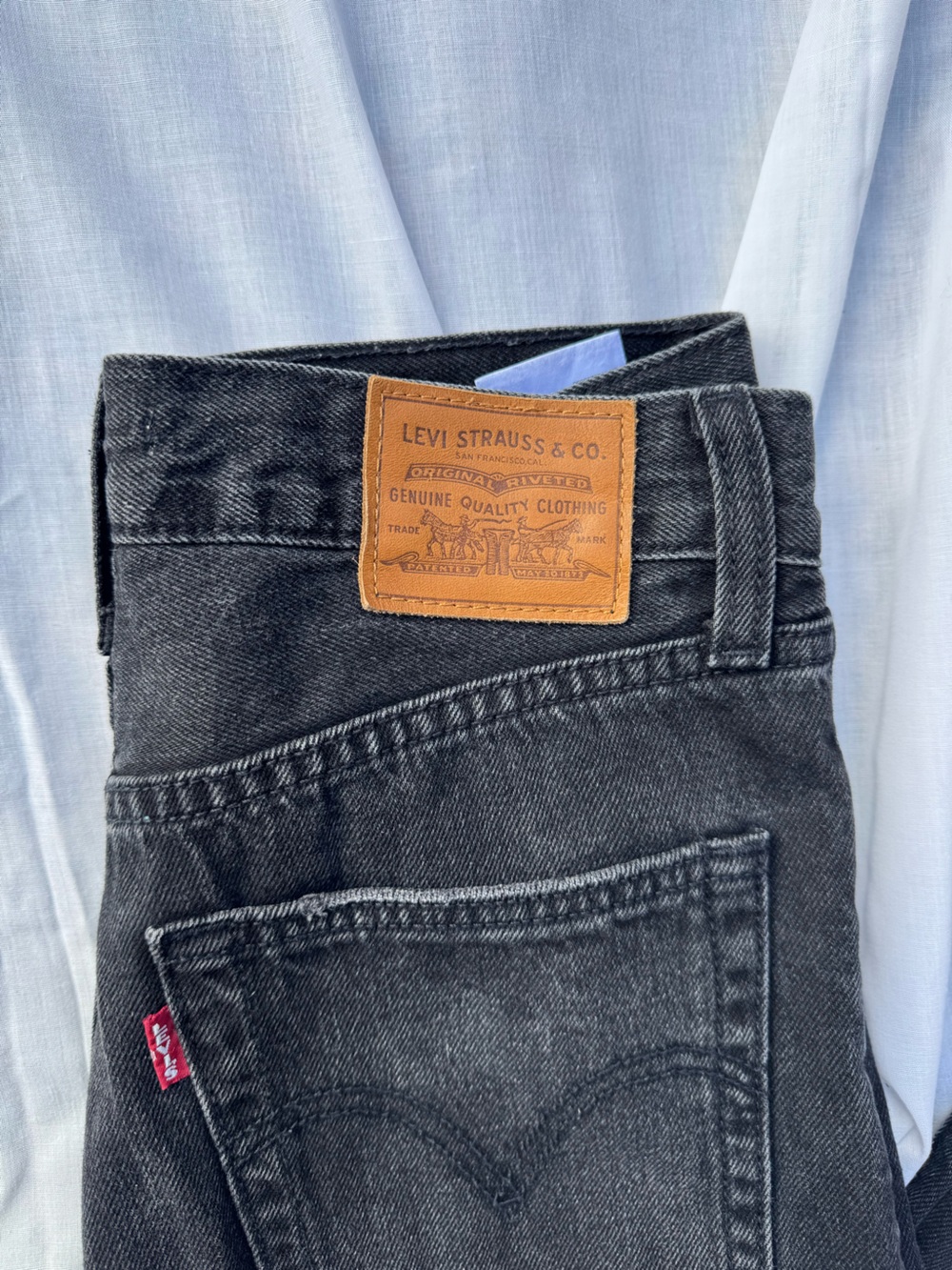 Levi’s Ribcage Wide Leg High Rise Jeans Black - Picture 7 of 9